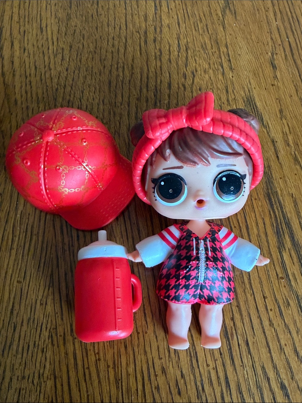 Babe in the Woods L.O.L. Surprise! Doll Eye Spy Series